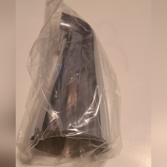 Silver Phone Accessory - Picture 3 of 8